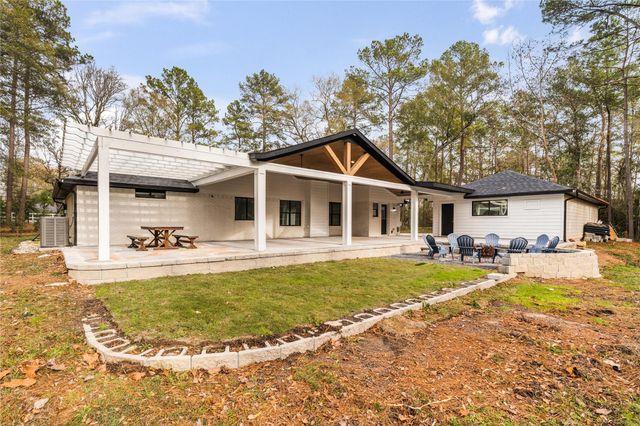 40607 Mill Creek Road, Magnolia, TX 77354