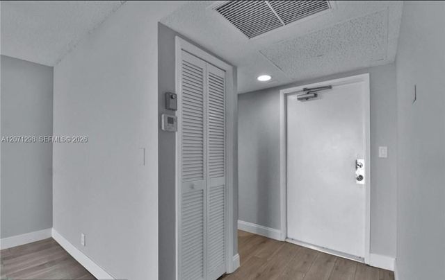 3090 N Course Drive 405, Pompano Beach, FL 33069
