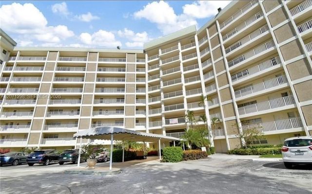 3090 N Course Drive 405, Pompano Beach, FL 33069