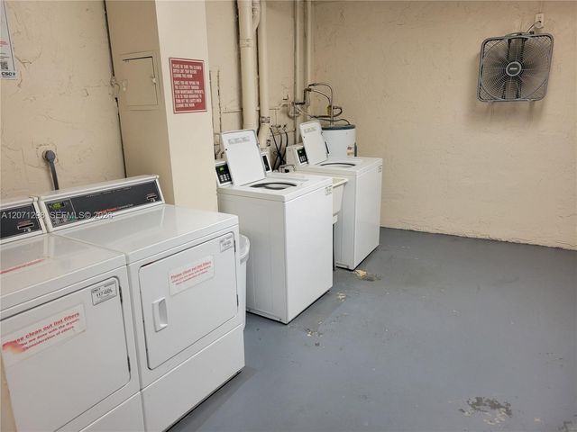 3090 N Course Drive 405, Pompano Beach, FL 33069