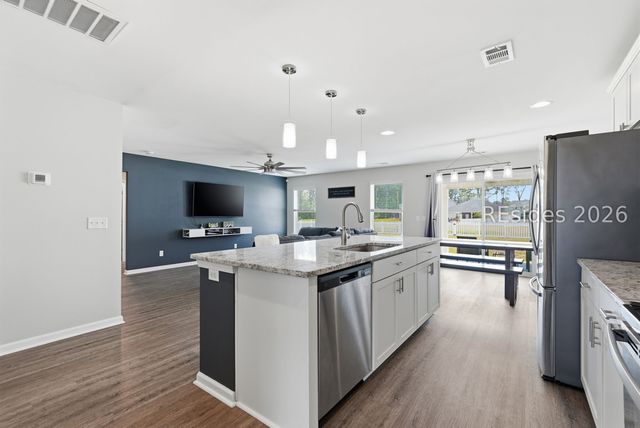 2 Westlake Dr, Bluffton, SC 29910