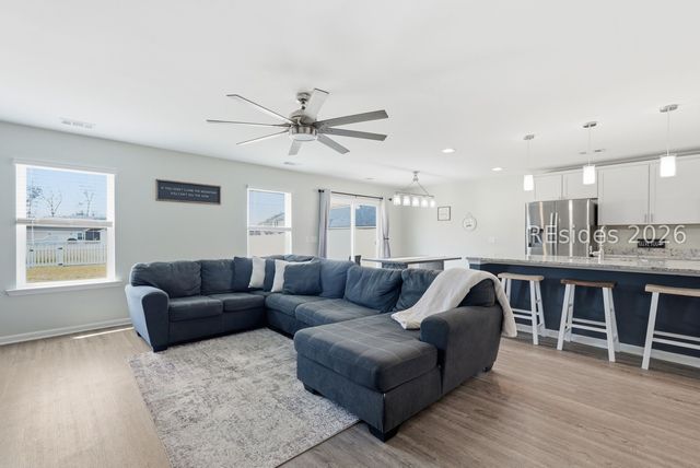 2 Westlake Dr, Bluffton, SC 29910