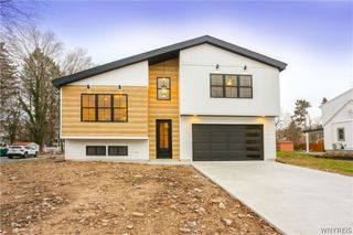 4183 Connection Drive, Clarence, NY 14221