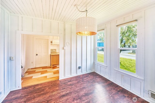 4302 L Place, Seaview, WA 98644