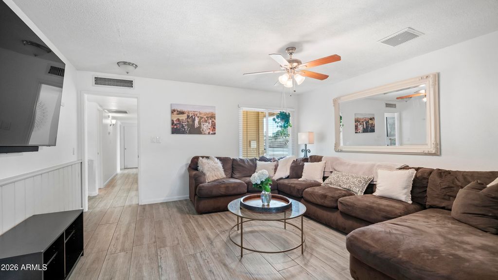 5805 S HAZELTON Lane, Tempe, AZ 85283 — photo 5