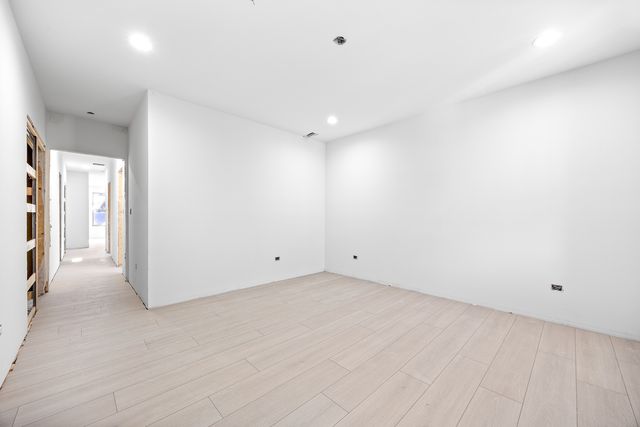 3408 S Carpenter Street, Chicago, IL 60608