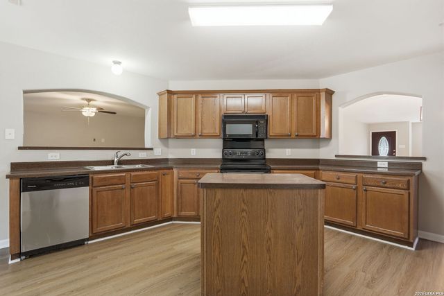 7626 Citadel Peak, Converse, TX 78109