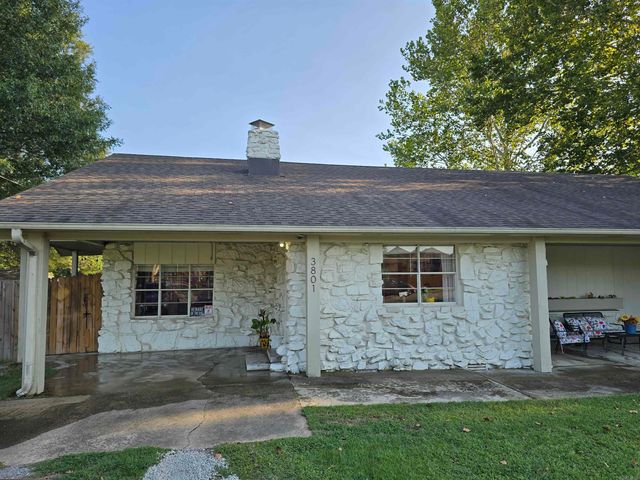 3801 W. Tyler, Conway, AR 72034