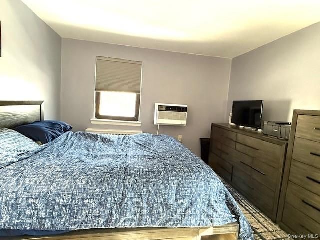 1 terrace Circle 3H, Great Neck, NY 11021