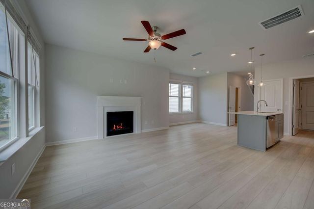 313 Abbotts Crossing Circle, Conyers, GA 30094