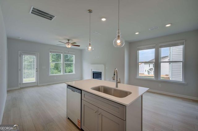 313 Abbotts Crossing Circle, Conyers, GA 30094