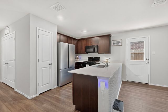 2022 Puma Street, Crandall, TX 75114