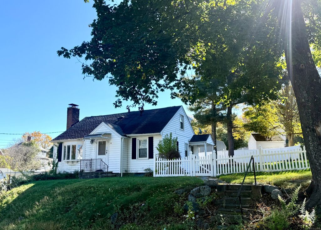 56 Baldwin Street, Watertown, CT 06795