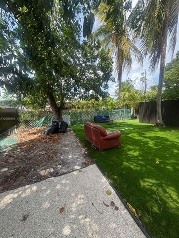1167 NW 112th Street A, Miami, FL 33168