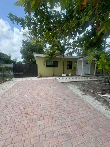 1167 NW 112th Street A, Miami, FL 33168