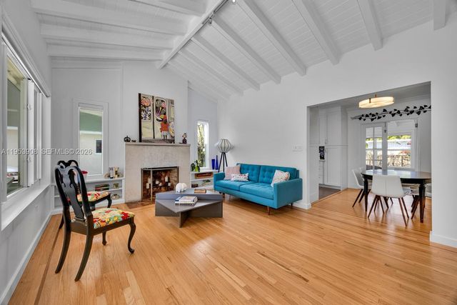 2431 SW 22nd Ter, Miami, FL 33145