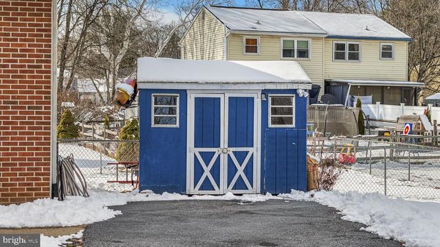 7 HARVEST DR, Thorndale, PA 19372