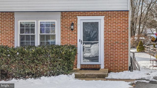 7 HARVEST DR, Thorndale, PA 19372