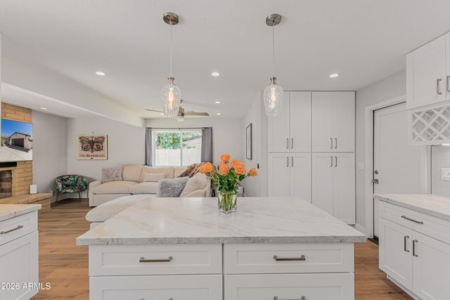 5225 E HEARN Road, Scottsdale, AZ 85254