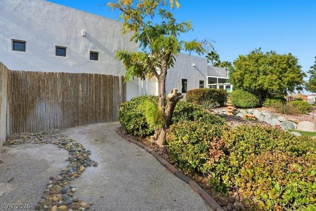 928 Santa Helena Avenue, Henderson, NV 89002