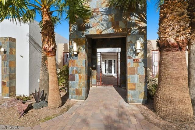928 Santa Helena Avenue, Henderson, NV 89002