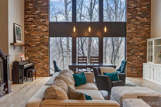 1645 Trotting Trail Road, Clarkson Valley, MO 63005