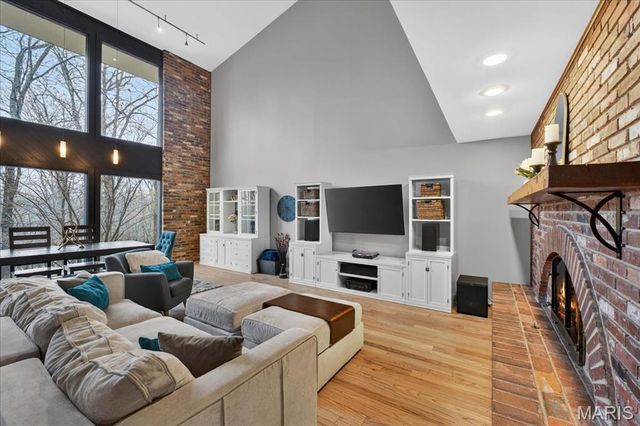 1645 Trotting Trail Road, Clarkson Valley, MO 63005