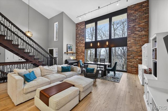 1645 Trotting Trail Road, Clarkson Valley, MO 63005