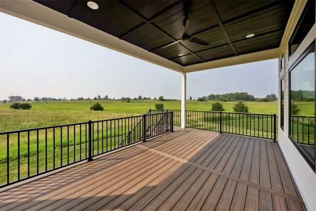 8236 Mahon Court, Johnston, IA 50131