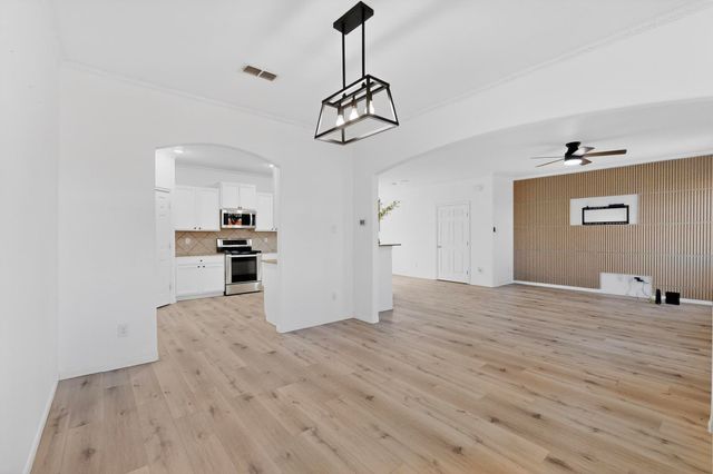 5512 Grenada Drive, Fort Worth, TX 76119