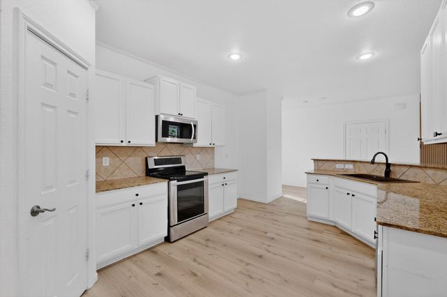 5512 Grenada Drive, Fort Worth, TX 76119