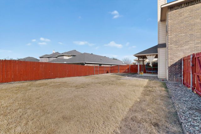 5512 Grenada Drive, Fort Worth, TX 76119