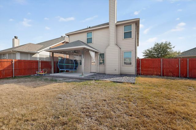 5512 Grenada Drive, Fort Worth, TX 76119