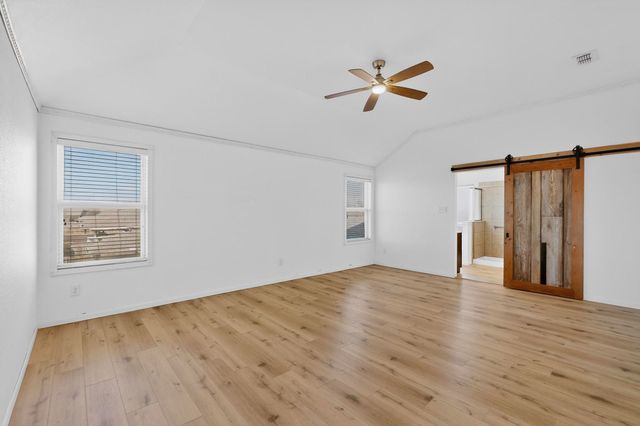 5512 Grenada Drive, Fort Worth, TX 76119