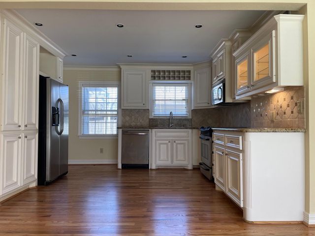 1750 Wroxton Court, Houston, TX 77005