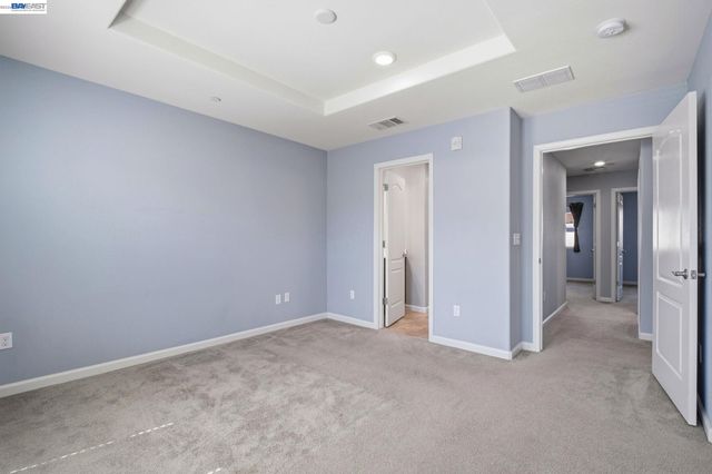 102 Fanuncio Ln, Hayward, CA 94544