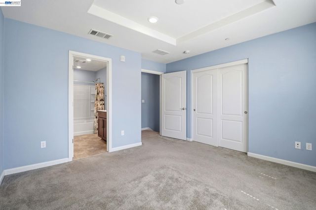 102 Fanuncio Ln, Hayward, CA 94544