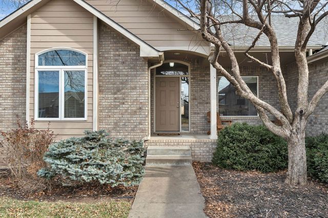 3014 N Brush Creek Cir, Wichita, KS 67205