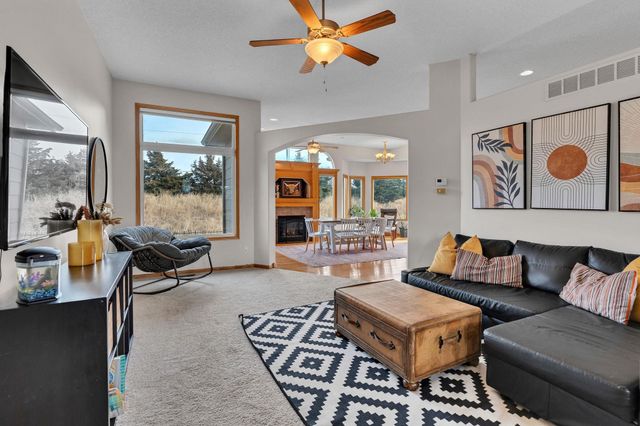 3014 N Brush Creek Cir, Wichita, KS 67205