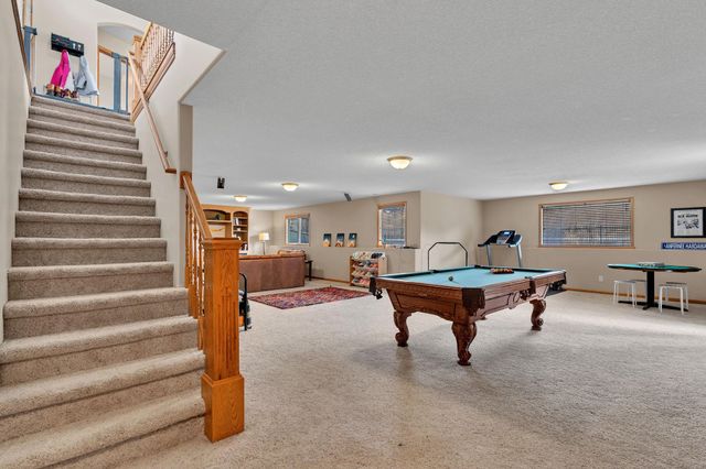 3014 N Brush Creek Cir, Wichita, KS 67205