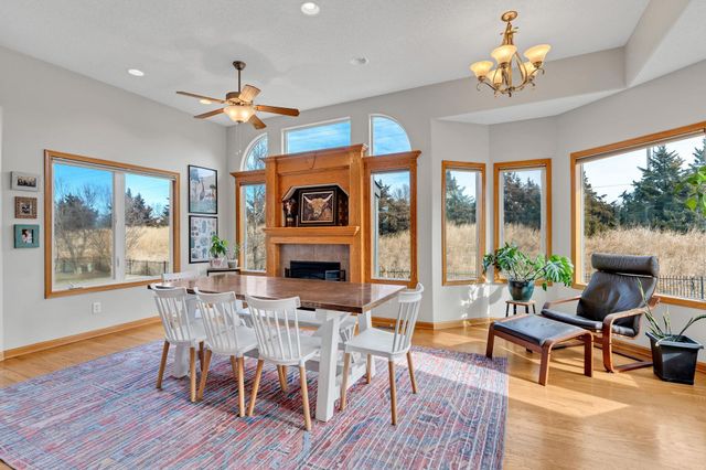 3014 N Brush Creek Cir, Wichita, KS 67205