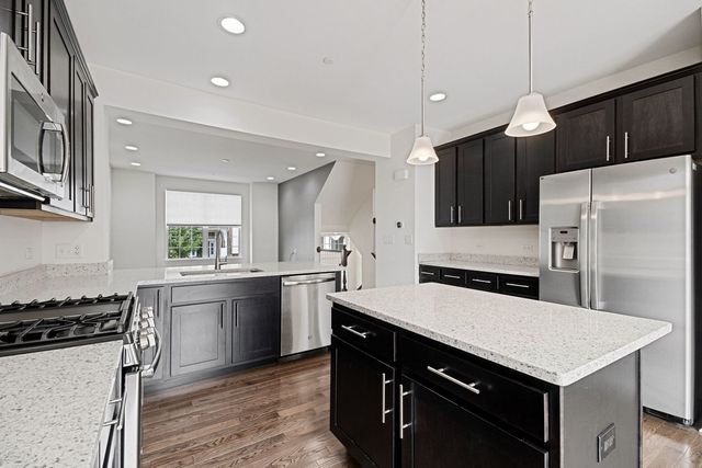 4426 Monroe Court, Naperville, IL 60564