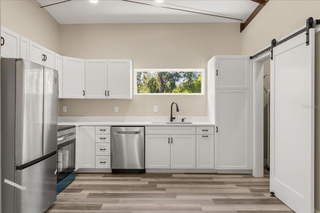 10408 W LARCHWOOD STREET, Homosassa, FL 34448