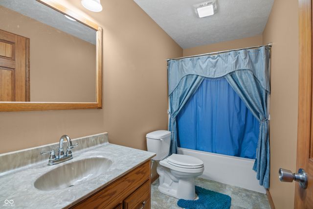 1605 Sutton Street, Alexandria, IN 46001