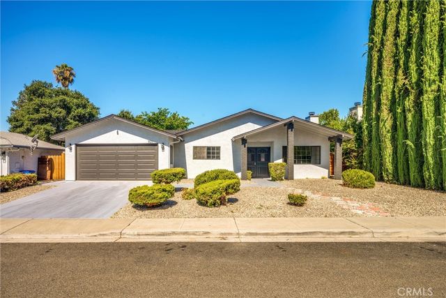 921 Player Lane, Paso Robles, CA 93446