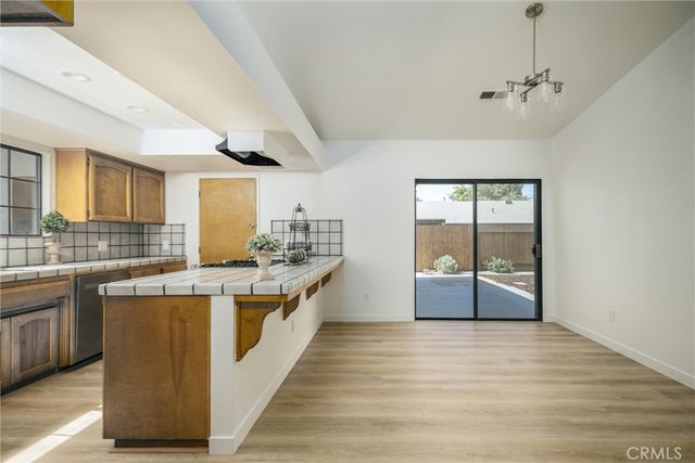 921 Player Lane, Paso Robles, CA 93446