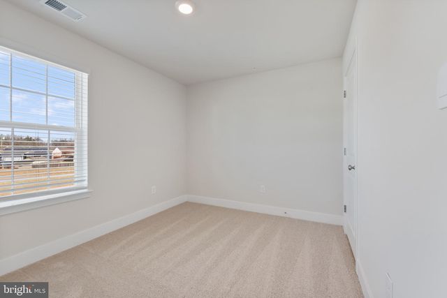 1216 MOLLER AVE, Hagerstown, MD 21740