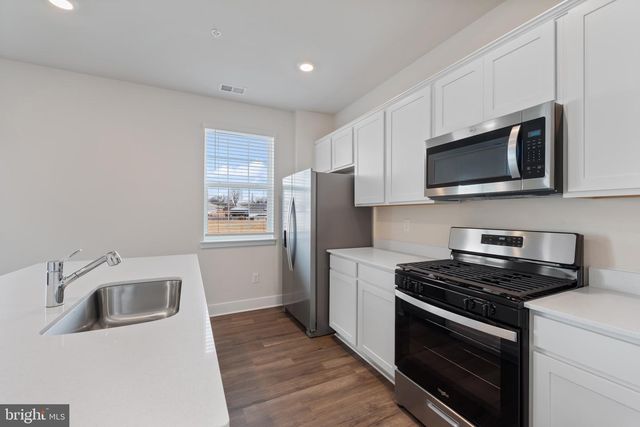 1216 MOLLER AVE, Hagerstown, MD 21740