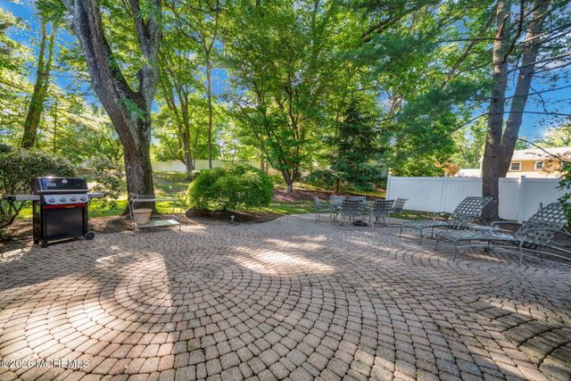4 Halifax Drive, Morganville, NJ 07751