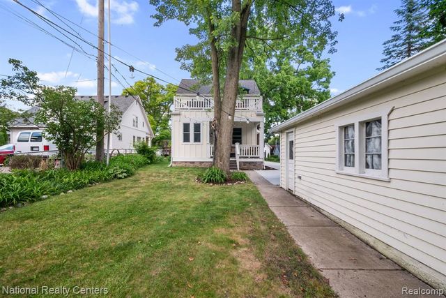 116 S Rogers Street, Northville, MI 48167